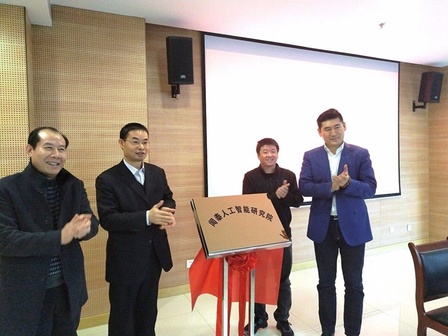 ZV$88SL5IAX1S$IZC1`)$T9_副本.jpg